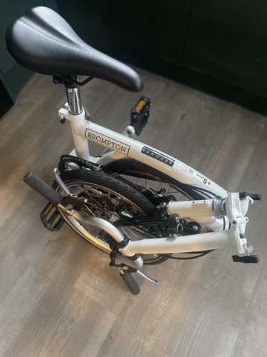 Brompton folding bike - brompton,