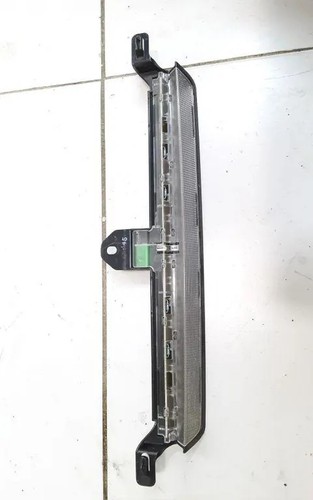 Volvo v70 rear third - rear,