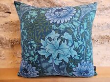 William Morris Chrysanthemum