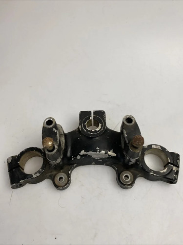 Suzuki 250 fork bridge top - 250,