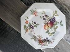 JOHNSON BROTHERS FRESH FRUIT SET OF 4 DINNER PLATES PLATE 10" EXCELLENT COND.