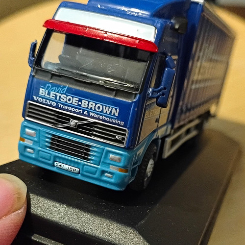 Oxford diecast volvo - diecast,