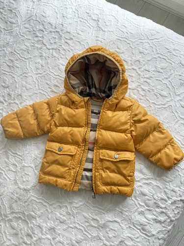 Baby burberry yellow puffer - burberry,