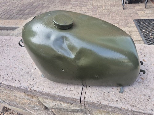 Velocette mss mac - mss, fuel