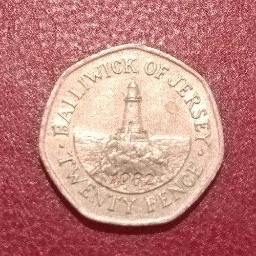 Rare 1982 lighthouse - rare,