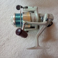 Daiwa RECALZ 2500T Spincast