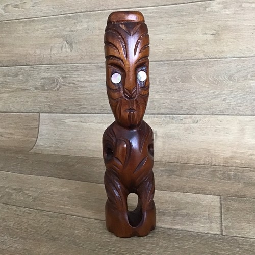 New zealand maori tiki hand - tiki,