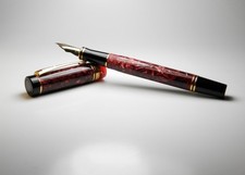 Vintage "Parker Duofold International" Fountain Pen-18K Gold Nib-England 1980s