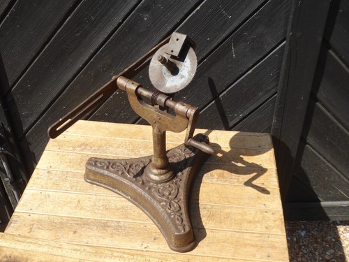 Antique cast iron yarn winder - cast,