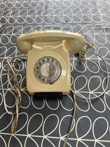 Gpo 746 cream retro 1970 - 746,