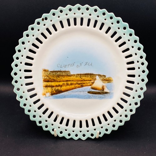 Clacton sea souvenir plate - on,