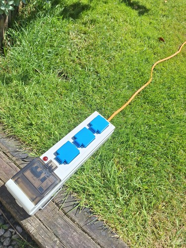 Outdoor outlet power - outdoor, strip
