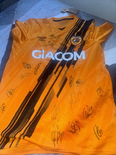 Hull city signed - hull,