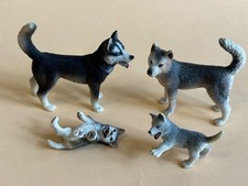 Schleich Husky Dog Family Male
