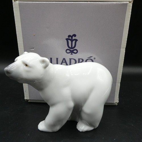 Lladro figurine 1207 - figurine, polar