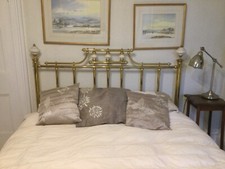 antique brass bed frame double L80in W64in Headheight 50in Footheight 39in
