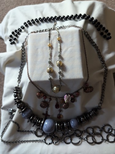 Costume jewellery lot five - jewellery,