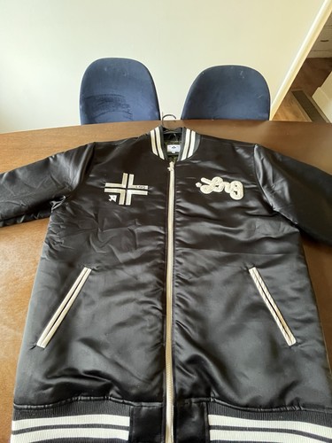 Lrg clothing black bomber - lrg,