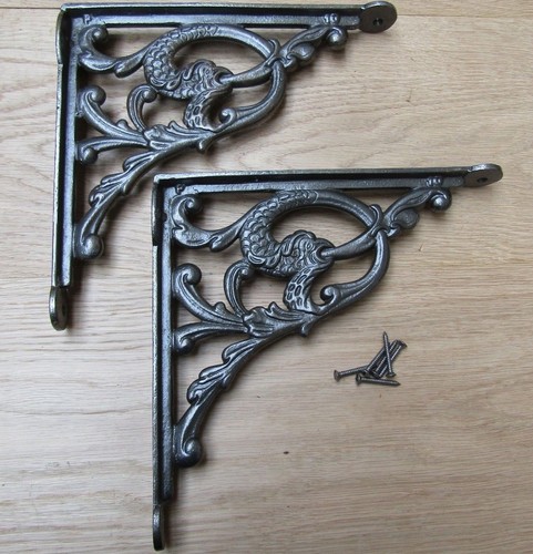 Pair serpent cast - serpent,