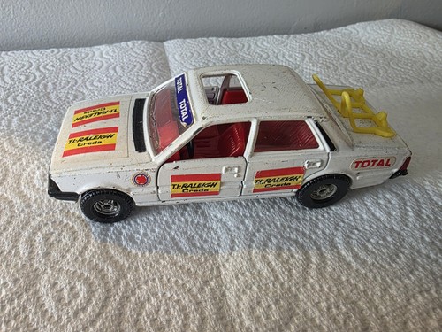Vintage corgi peugeot 505 - peugeot,