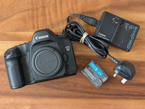 Canon eos dslr camera - canon,
