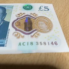 £5 / 5 Pound Note Early