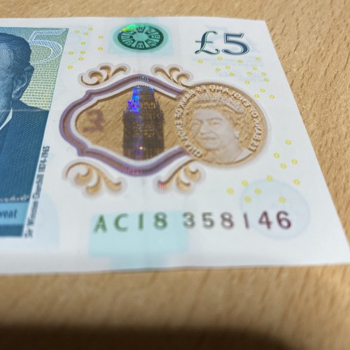 5 pound note early - /,
