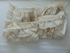 VINTAGE ST MICHAEL LACE EDGED FLORAL PLEATED CURTAINS TIEBACKS DROP 68" W 84"