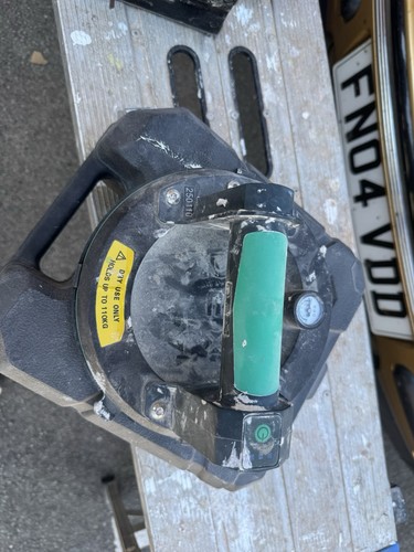 Automatic tile suction cup - automatic,