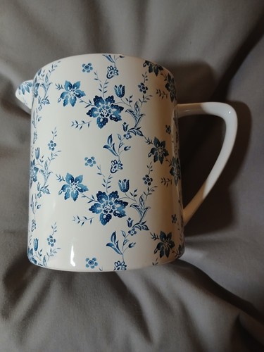 Bnwot blue white - blue/white, floral