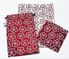 Small Plum Pattern Placemat