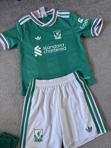 Liverpool kids football - liverpool, kit