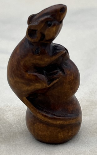Japanese wooden netsuke - wooden,