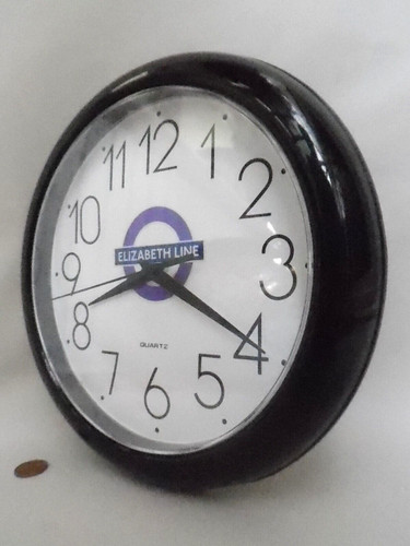 Modern elizabeth line wall - elizabeth,