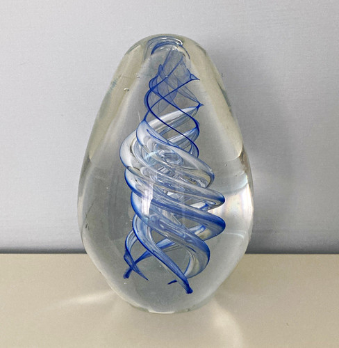 Clear glass paperweight - paperweight,,
