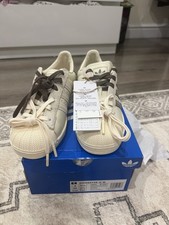 Adidas Originals x Molly Mae