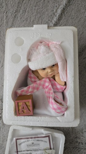 Ashton drake tiny miracle - tiny,
