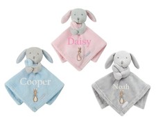 Peter Rabbit and Flopsy Bunny
