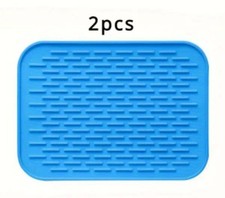 2 Blue Ridged Rectangular Waterproof Non Slip Heat Resistant Silicone Placemats
