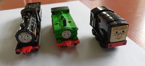 Thomas and friends die cast - thomas,