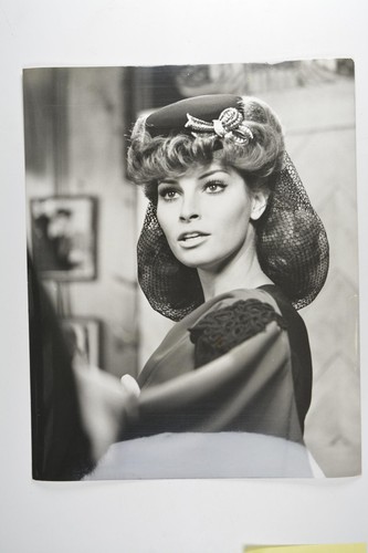 Raquel welch myra breckinridge - myra,