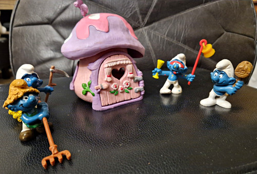 Vintage smurf plastic figurine - vintage,