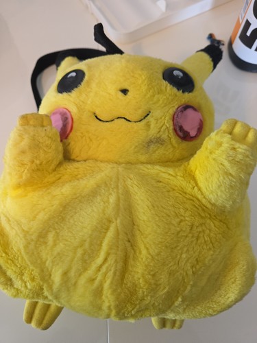 Hasbro pikachu pokémon plush - hasbro,