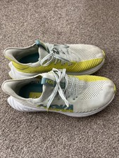 Hoka Carbon X