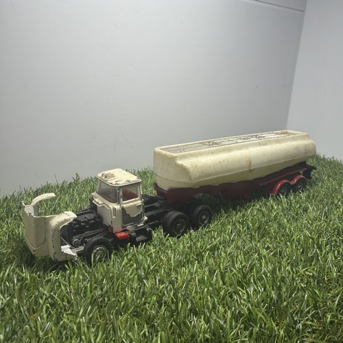 Vtg corgi major mack truck - major,