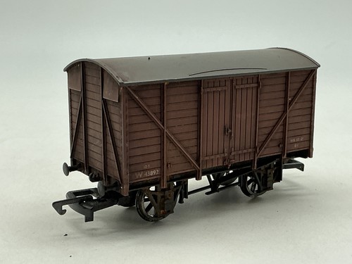 B5697 hornby weathered brown - weathered,