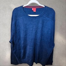 LEVI navy long sleeve