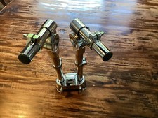 bass drum mount with twin tom holders.