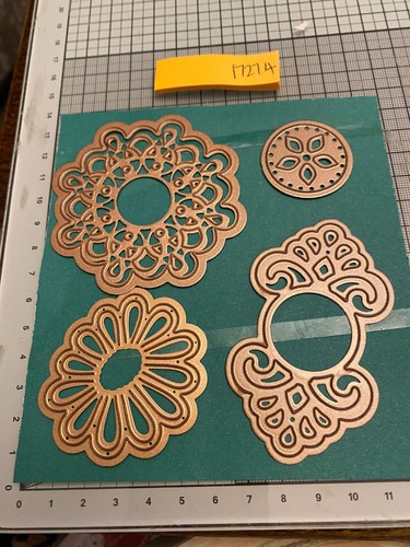 Spellbinders floral die set