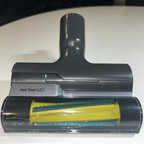Motorised pet tool - brush, for